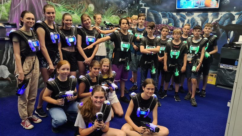 Souboj důvtipu v laser game aréně i na únikovce