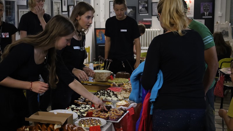 Děkujeme, že pijete kávu, pomáháte tak v Kongu