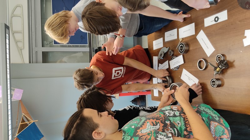 Jsou všude kolem nás! Kdo? No přece ložiska.