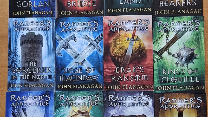 Knihy na přání v angličtině - série Hraničářův učeň a Kočičí válečníci