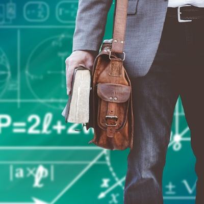 Nabídka pracovní pozice - učitel/ka matematiky, informatiky
