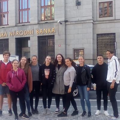Maturanti z obchodní akademie v České národní bance
