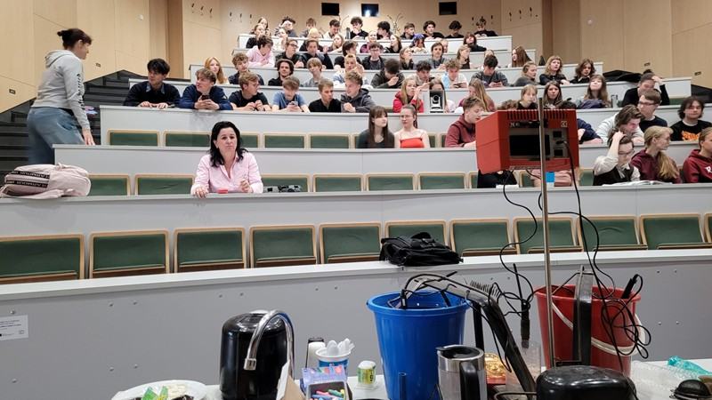 Fyzikální pokusy pro střední školy